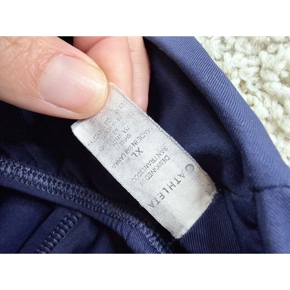 Athleta Swim Skort Women XL Navy Blue Good Condition Built-in Brief Zip Pocket
